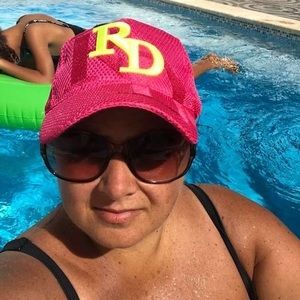 Meet your Posher, Kelli